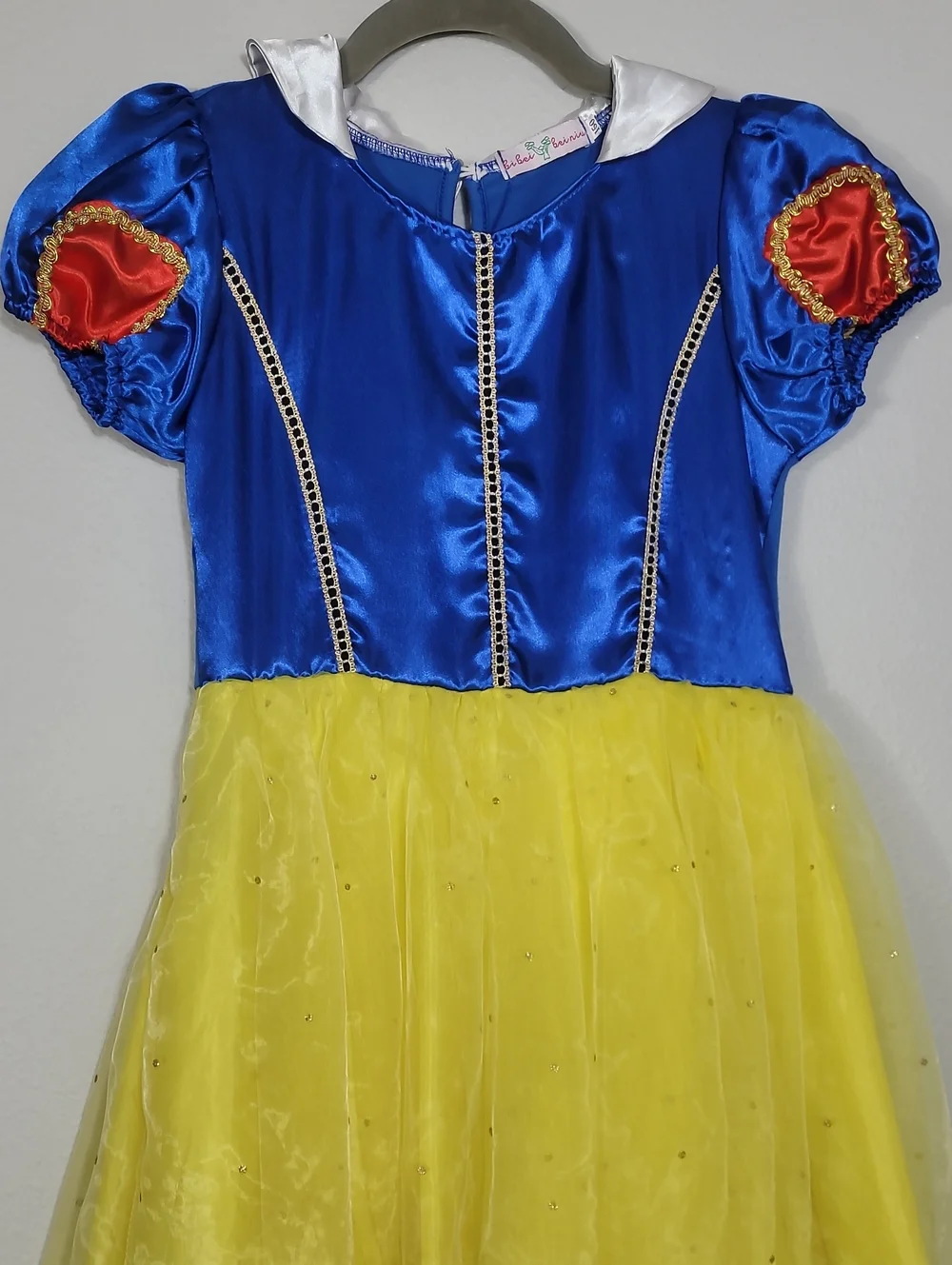 Disney Snow White Costume Dress Girls Size 150 / 10-12 Halloween Dress Up